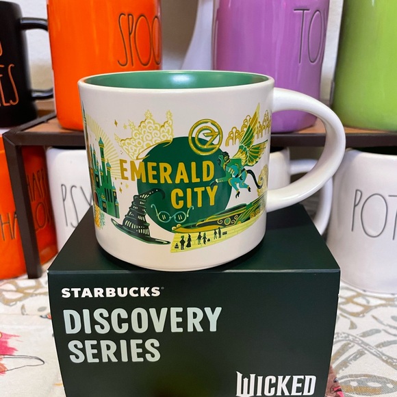 Universal Studios Starbucks 2024 Wicked Discovery Series Mug Set. Emeral… - Picture 9 of 11